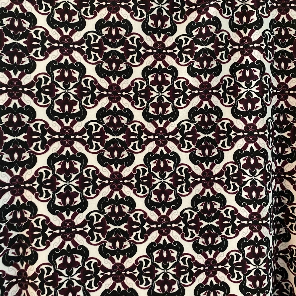 Whbm Top In Xl. Sleeveless Geometric Pattern - image 8